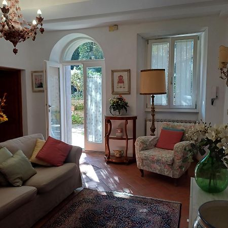 פייזולה Casa Vacanze Amelia מראה חיצוני תמונה