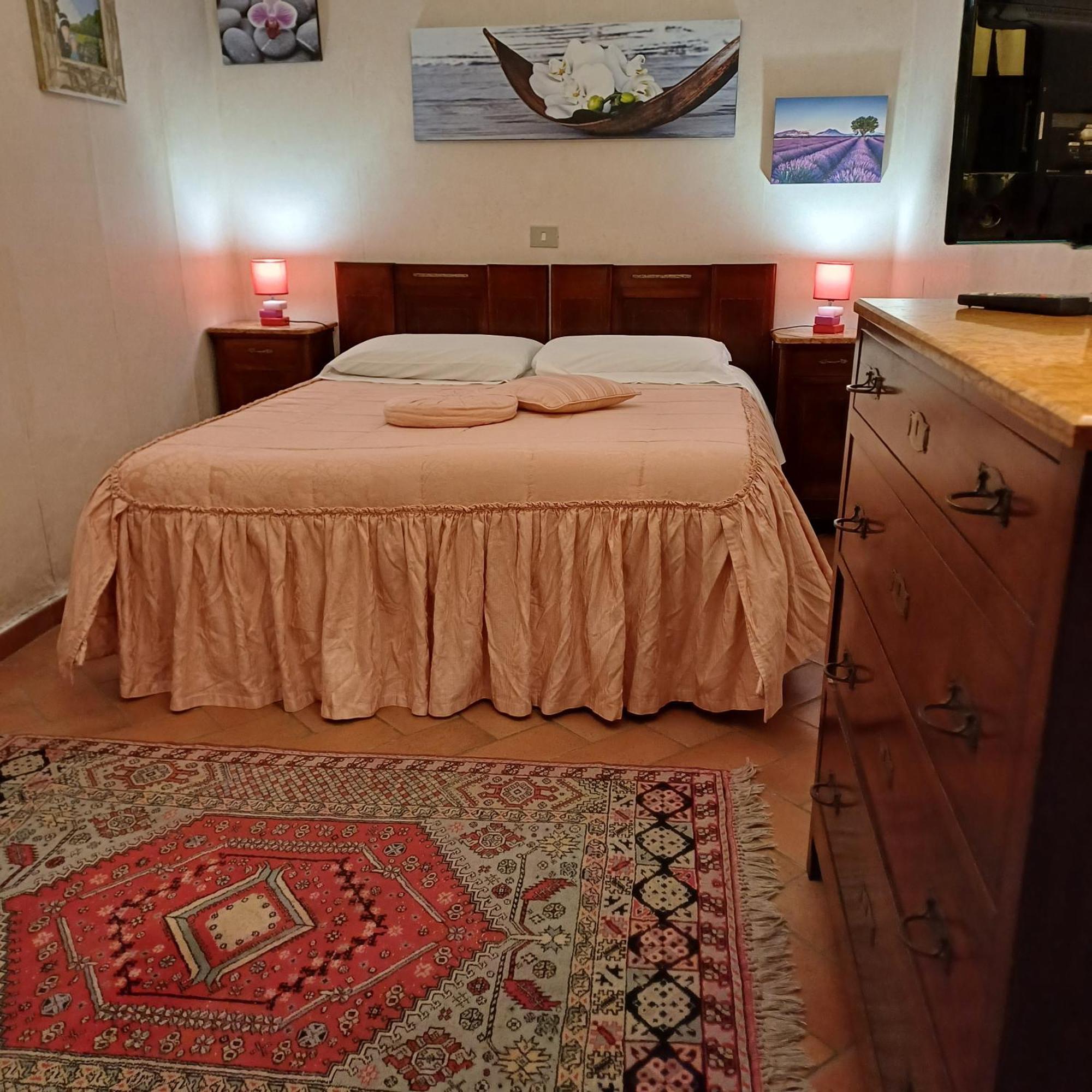 פייזולה Casa Vacanze Amelia מראה חיצוני תמונה